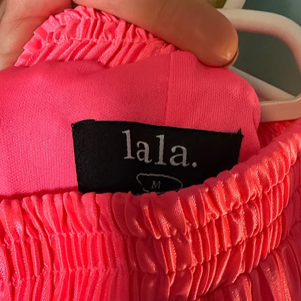 Dressed in LALA neon pink plisse suit EUC - Picture 5 of 6